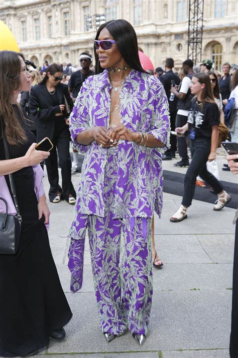 naomi campbell louis vuitton